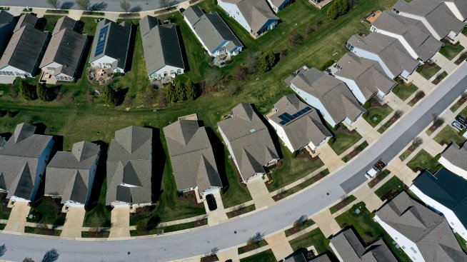 Рефинансирането на ипотеки в САЩ отчита най-големия си ръст от 2020 г. насам