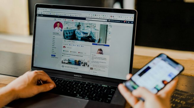 Meta е премахнала 750 хил. акаунта на деца в Австралия съгласно новите закони