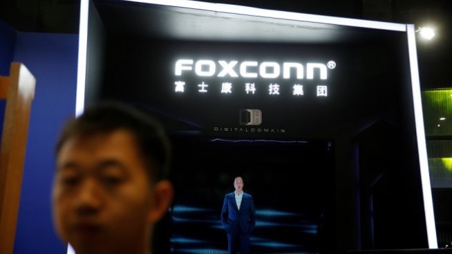 Проблемите на пазара на смартфони нанесоха удар върху Foxconn