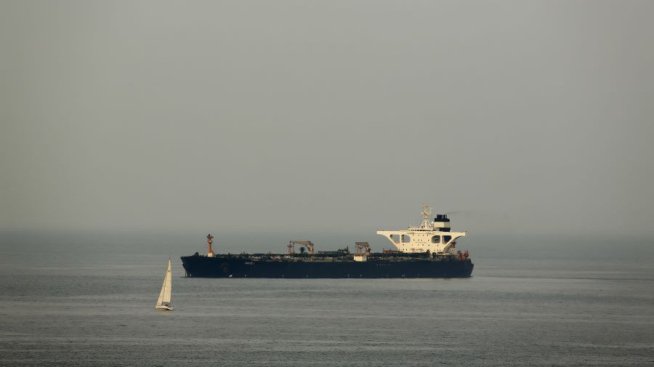 Корабособственици са спечелили над 6 млрд. долара от продажба на танкери за руския сенчест флот