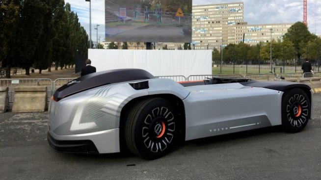 Съвместно предприятие на Volvo получи разрешение за тестване на автономни коли