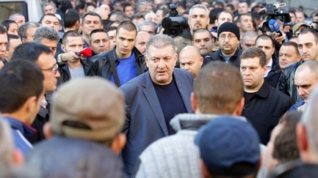 Социалните придобивки на полицаите остават