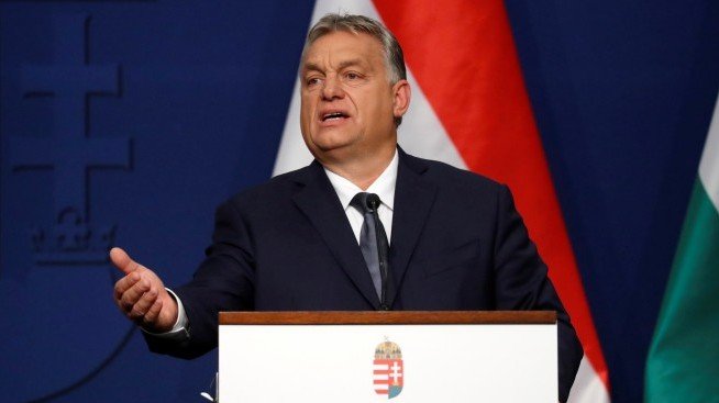 Орбан търси подкрепата на ЕНП за по-широките му правомощия