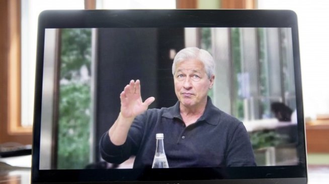 Суперлигата приключи с автогол - на JPMorgan 