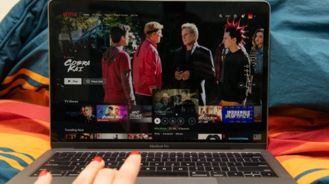 Стрийминг битката на Netflix, Amazon и Disney се пренася в чужбина