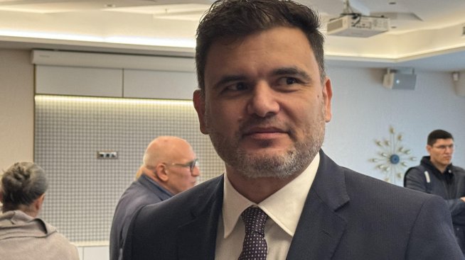 Лъчезар Богданов: В краткосрочен план е неизбежна промяната на тавана на дълга