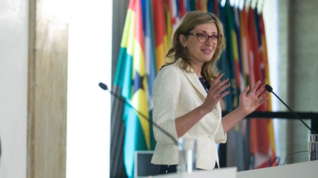 Е. Захариева: Глобалната стратегия на ЕС трябва да се фокусира върху Западните Балкани