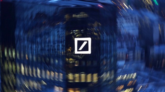 Китайският конгломерат HNA става акционер в Deutschе  Bank