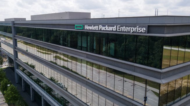 Новата прогноза на Hewlett Packard Enterprise ѝ донесе близо 10% спад на борсата