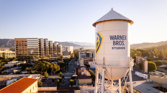 Netflix измени офертата си за Warner Bros. изцяло в кеш