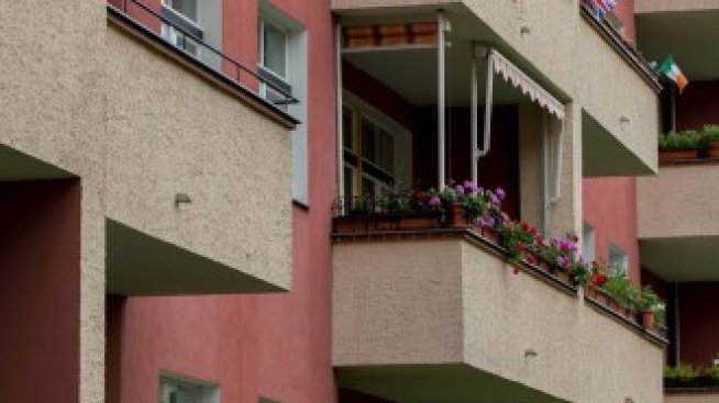 Берлин ще гласува за изземване на наемни жилища от корпоративните им собственици