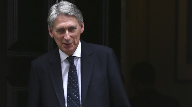 Бивш британски министър търси начин да блокира възможността за твърд Brexit