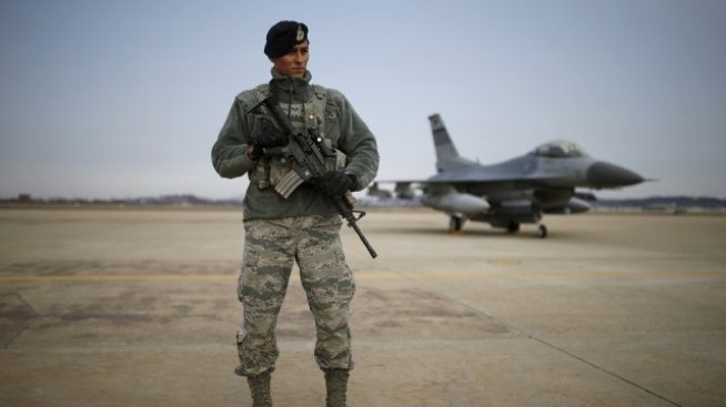 Американски военни притискат Пентагона да достави F-16 на Украйна