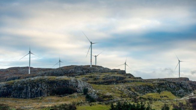 Експерт: Преходът на декарбонизация на енергетиката не изключва нито едно гориво