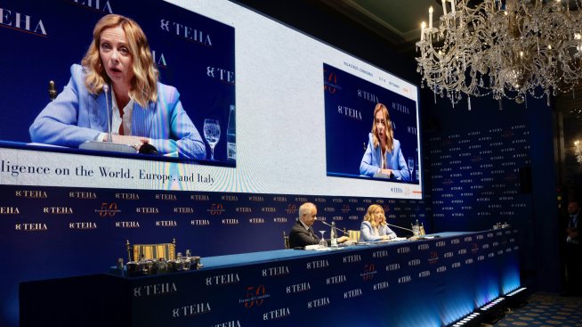 На форума "Амброзети" всеки говори за своите приоритети