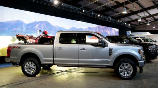 Ford отчита спад в продажбите на автомобили през четвъртото тримесечие