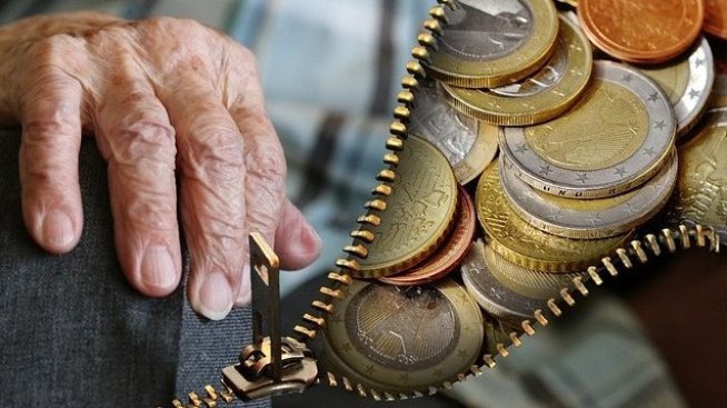 КТ "Подкрепа": Осигурените да избират варианта за изплащане на втора пенсия