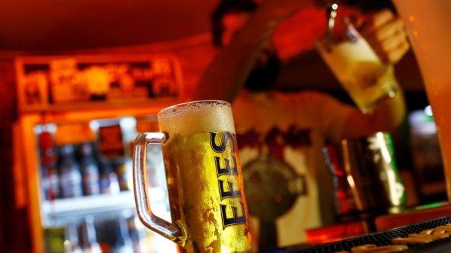 Пивоварните компании AB InBev и Efes сливат дейностите си в Русия