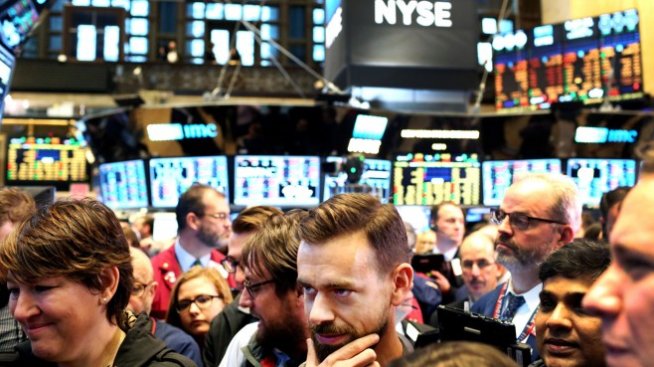 Ще се оправдае ли инвестиционният ентусиазъм на по-младите?