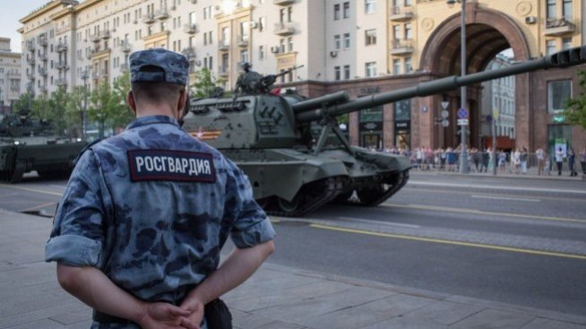 Русия ще вдигне боеспособността си и ще активизира службите си у нас?