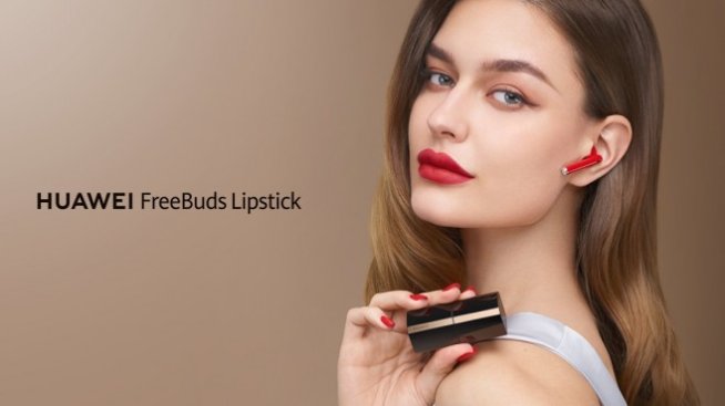 FreeBuds Lipstick - новото премиум предложение на Huawei за дамите