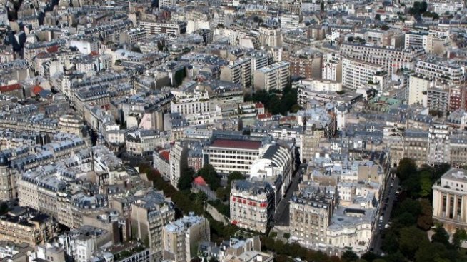 Пазарът на имоти във Франция показва признаци на балон