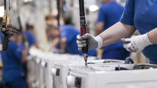 Производителят на електроуреди Electrolux ще съкрати до 8% от своите 50 хил. служители