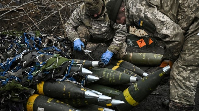 FT: Положението със снарядите е по-лошо, отколкото украинците признават