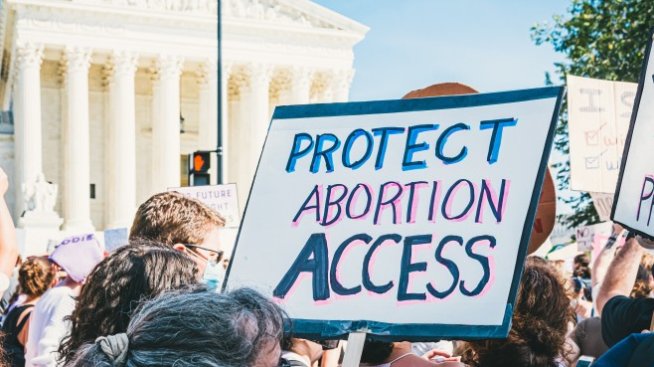 Изключително опасен инструмент, или как щатите ще следят абортите с данни на Google