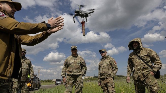 Украйна не може да достигне до заводите, в които Русия произвежда дронове