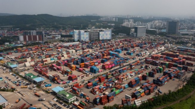 Проблемите с веригите за доставки не се отразяват на фирмените печалби в САЩ