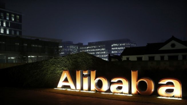 Alibaba оборудва моделите на Daimler, Audi и Volvo с изкуствен интелект