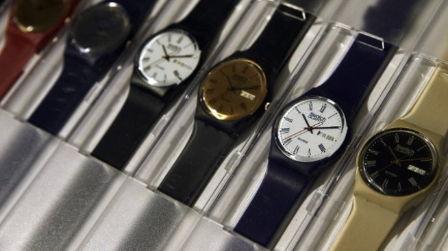 Колекция от часовници на Swatch беше продадена на търг за 1,3 млн. долара