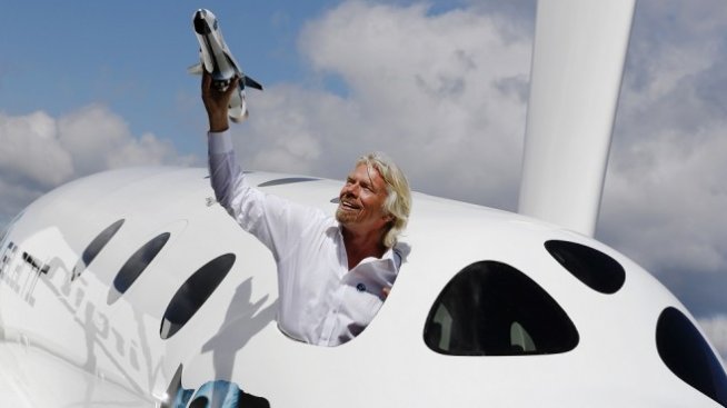 Virgin Galactic планира да стане публична?