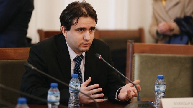 Божидар Божанов: Трябва да се върнем към масата за преговори