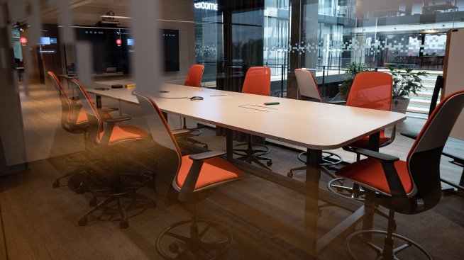 За мнозинството наематели в света офисът остава важен за бизнеса