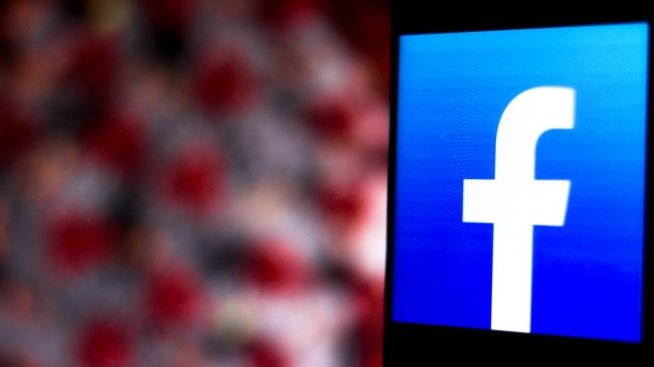 Facebook забранява публикациите за протести срещу мерките заради Covid-19