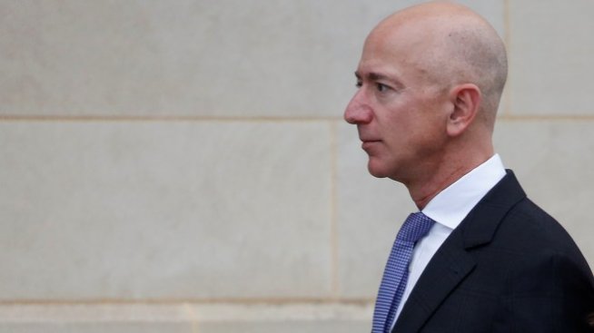 Саудитски хакери са проникнали в телефона на Джеф Безос