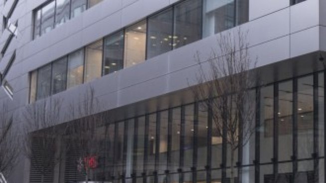 Централата на UBS в Лондон намери купувач за 1,7 млрд. долара