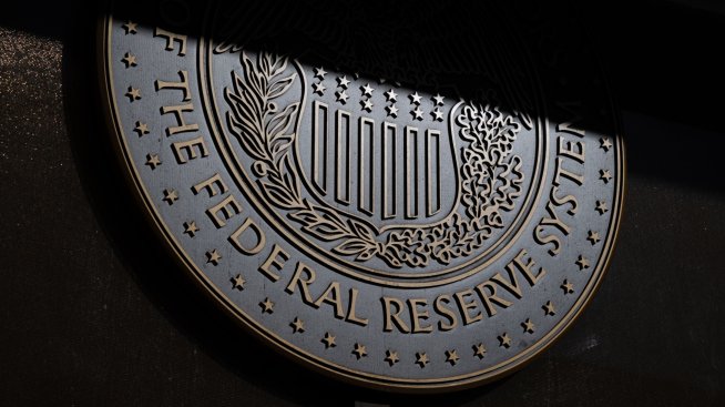 Фед трябва да направи пауза в повишаването на лихвите