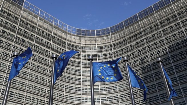 Qualcomm, BMW и Deutsche Telecom могат да спечелят битката с ЕК за свързаните коли