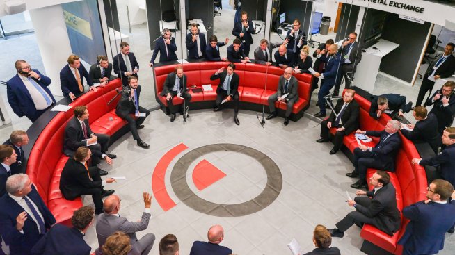 Писмата на Тръмп за нови мита не успяха да сломят оптимизма на борсите в Европа