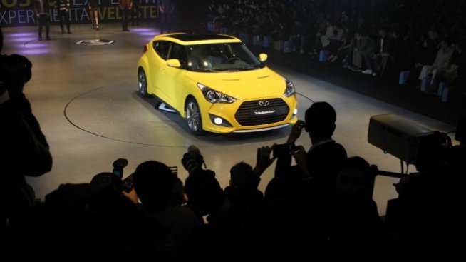 Hyundai прави нов Veloster