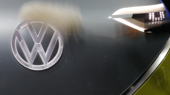 Германският автомобилен клуб ADAC иска 13 млрд. евро от VW