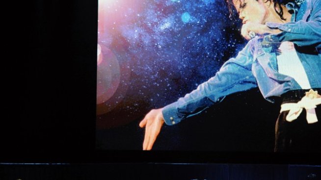 Майкъл Джексън отново е най-печелившата покойна знаменитост 