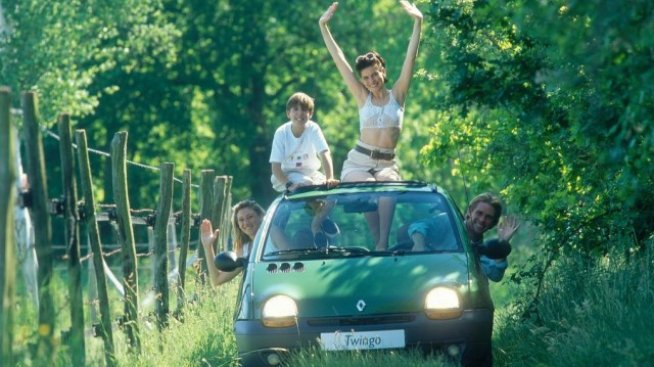 Renault празнува 20 години Twingo 