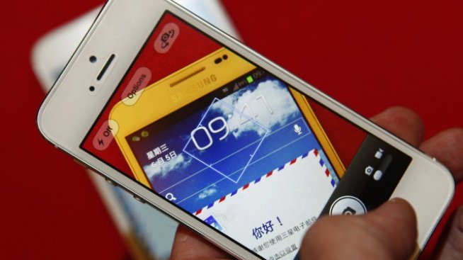 Samsung готви по-достъпни Galaxy Note III и Galaxy Grand