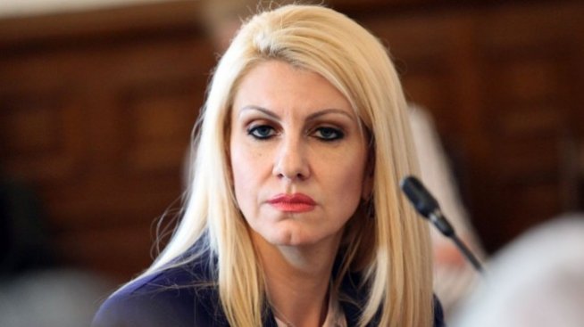 Десислава Ахладова поема правосъдното министерство*