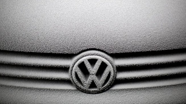 VW излиза от кризата около Дизелгейт със скок на печалбата от 44%