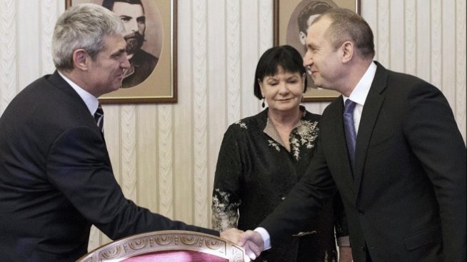 Радев: Моделът с ниско заплащане на труда не е устойчив